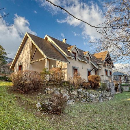 #Hp La Maison Des Lilas Large Family House Sleeps 12 Garden Seyssinet Exteriér fotografie