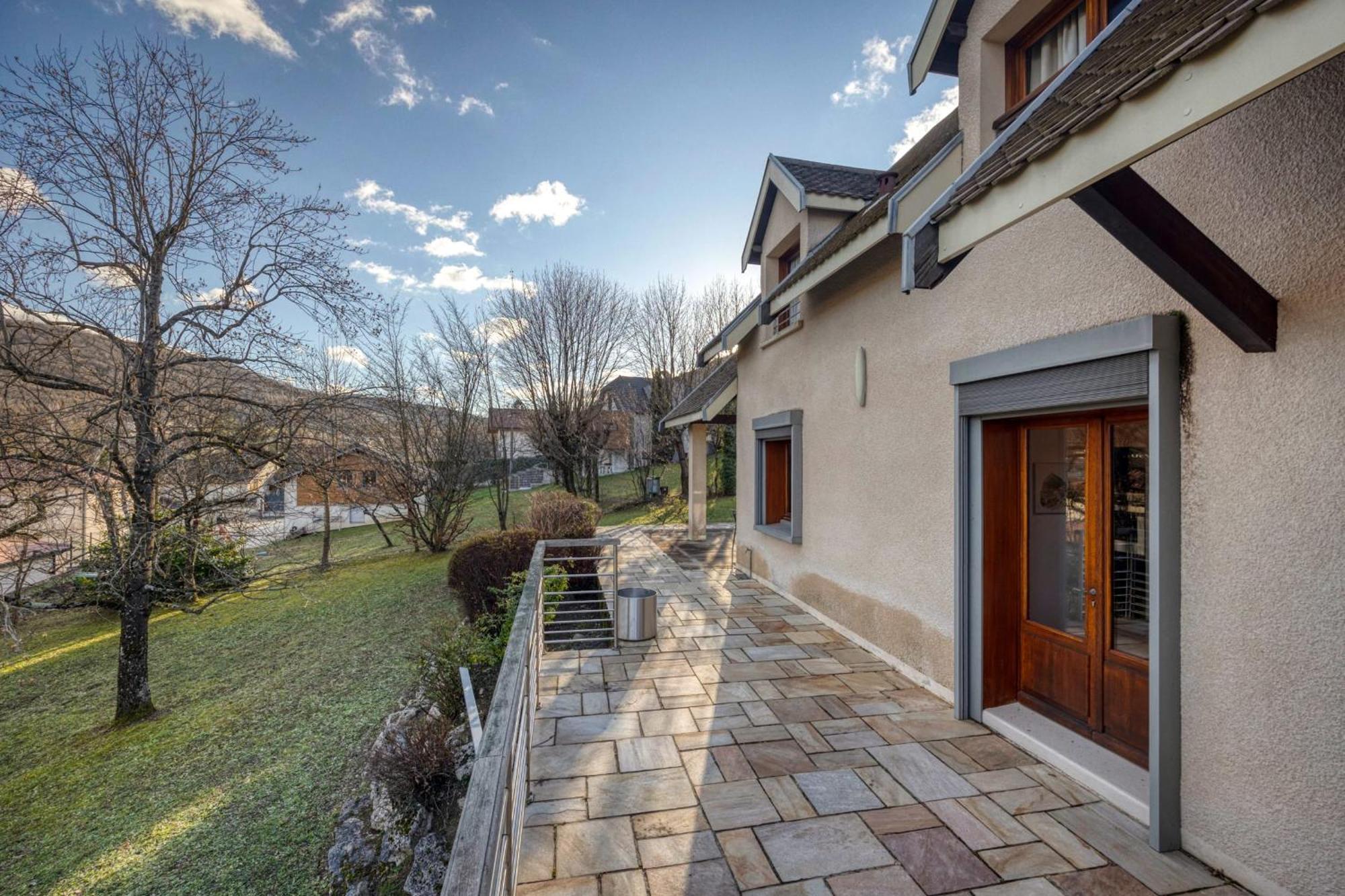 #Hp La Maison Des Lilas Large Family House Sleeps 12 Garden Seyssinet Exteriér fotografie