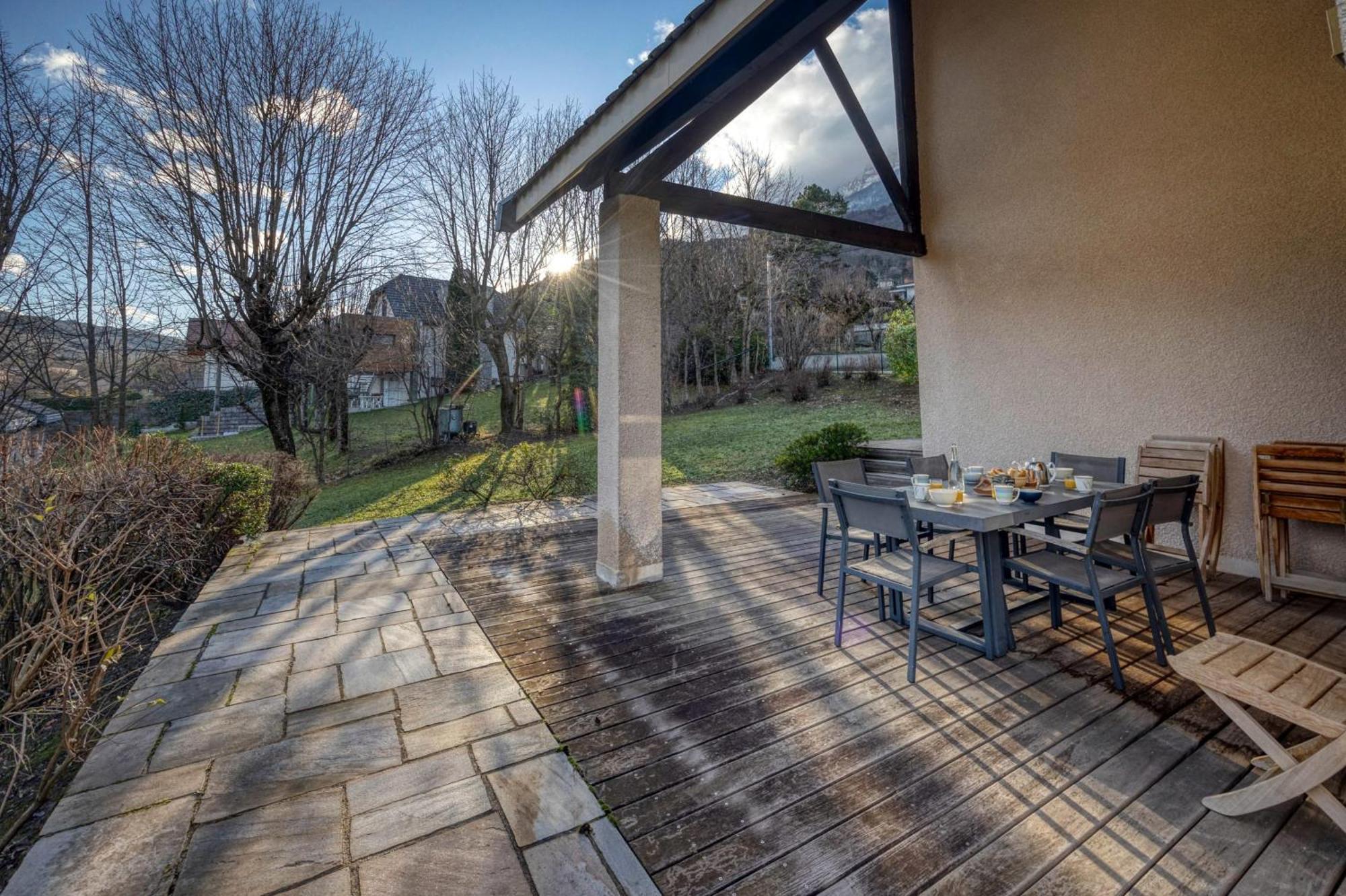 #Hp La Maison Des Lilas Large Family House Sleeps 12 Garden Seyssinet Exteriér fotografie